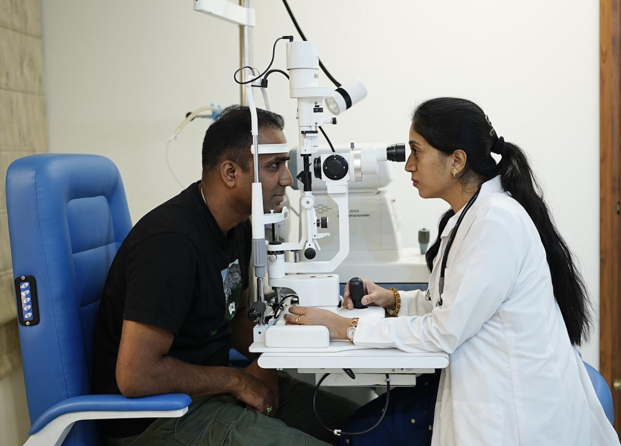 A modern consultation room at Shalaaki Clinic.